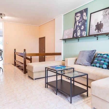 Sunny Apartment With 2 Bedrooms And Garden Glifada Zewnętrze zdjęcie