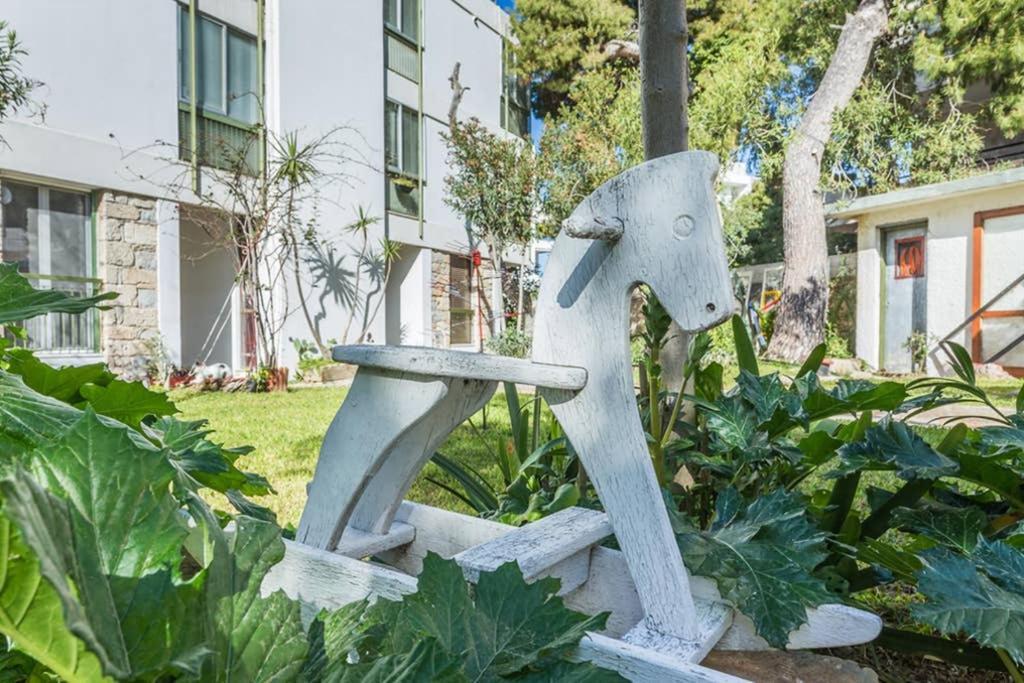 Sunny Apartment With 2 Bedrooms And Garden Glifada Zewnętrze zdjęcie