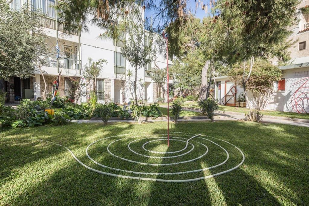 Sunny Apartment With 2 Bedrooms And Garden Glifada Zewnętrze zdjęcie