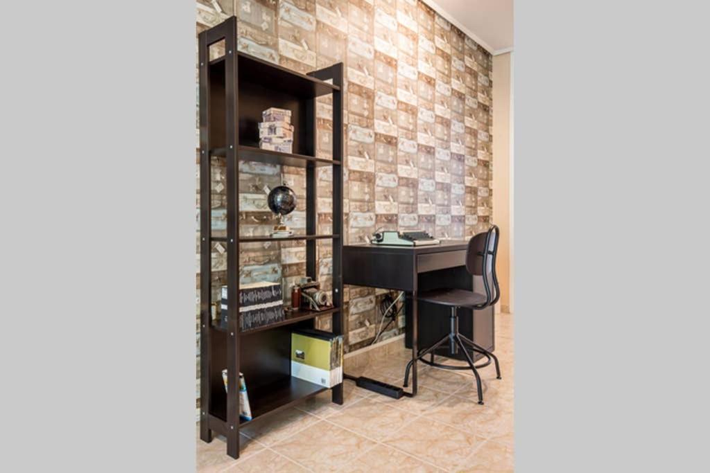 Sunny Apartment With 2 Bedrooms And Garden Glifada Zewnętrze zdjęcie