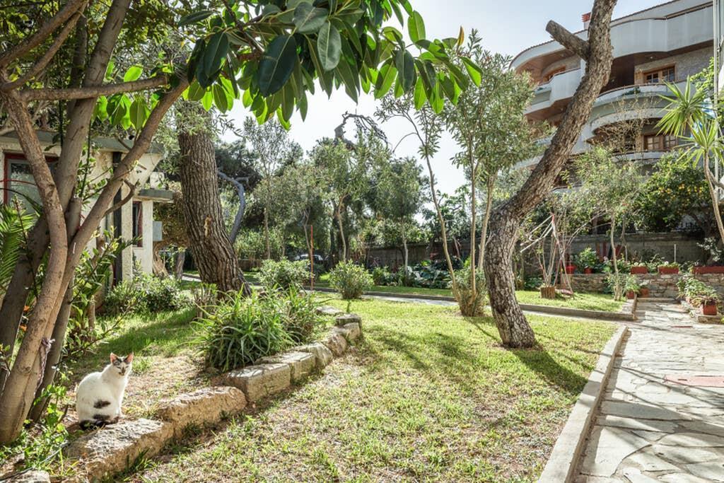 Sunny Apartment With 2 Bedrooms And Garden Glifada Zewnętrze zdjęcie